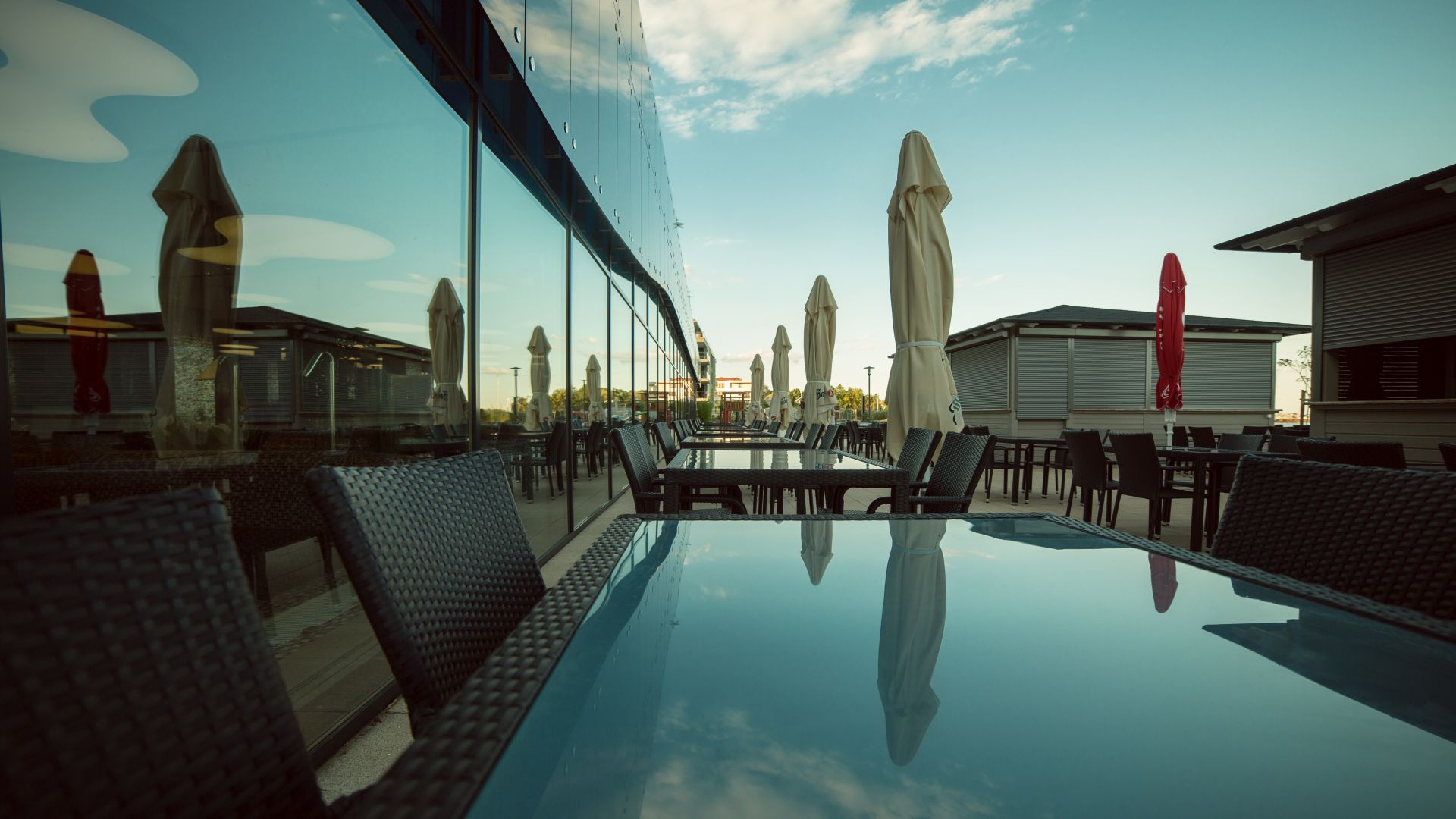 Vízpart, strand, kültéri medencék