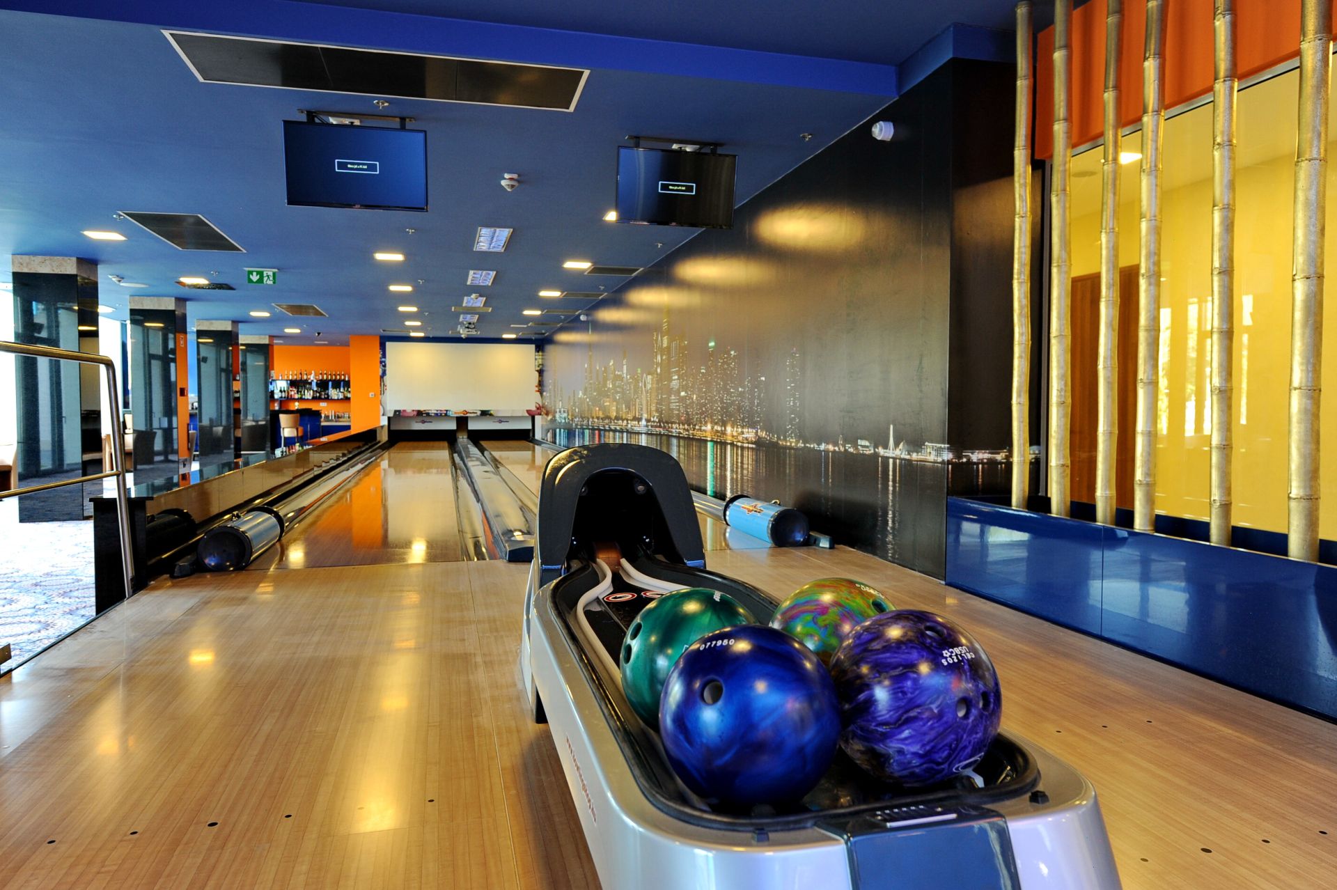 Bowling club