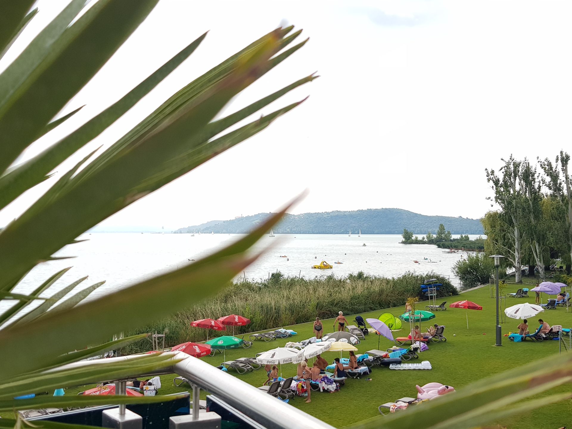 Vízpart, strand, kültéri medencék