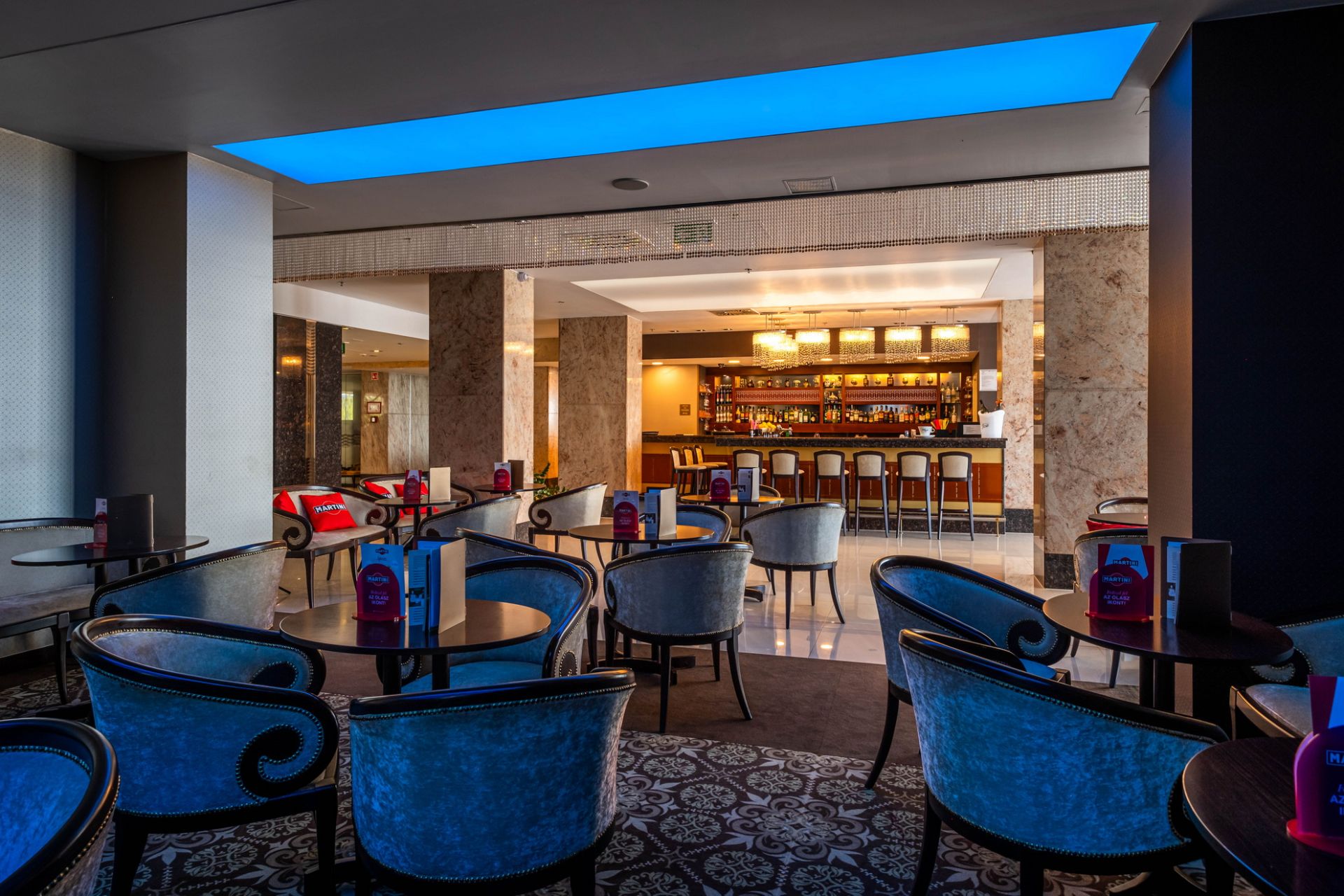 Lobby bar