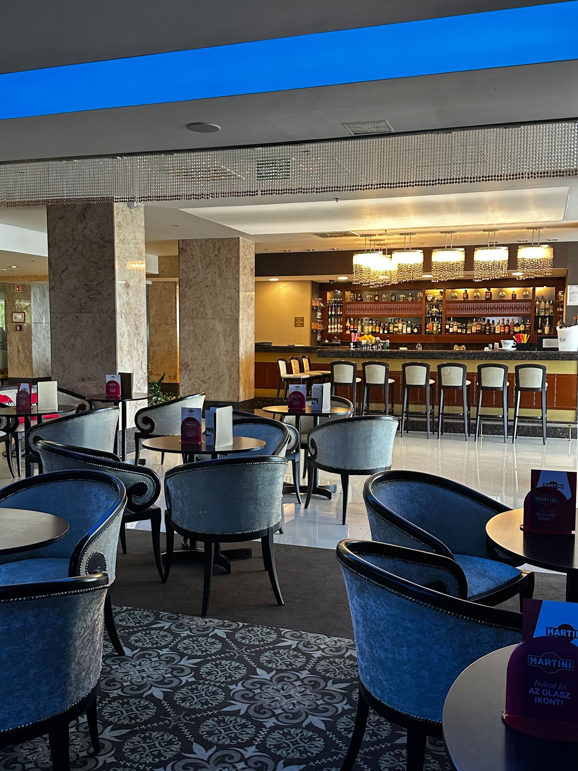 Lobby bar