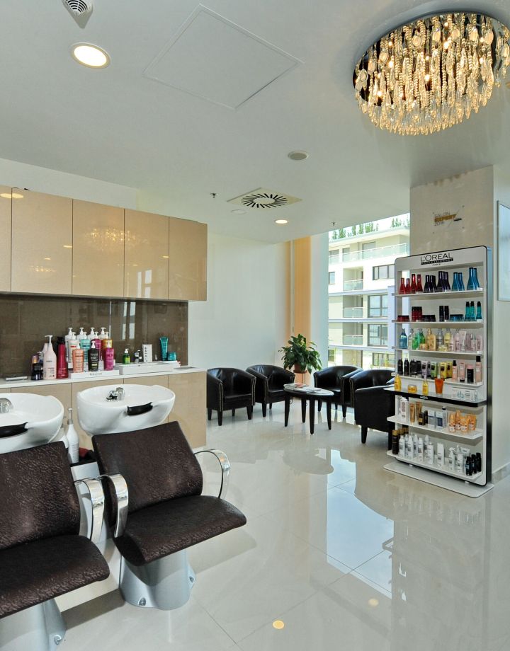 Hotel Füred Hair Salon