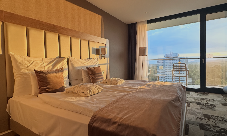 Housekeeping Supervisor (műszakvezető)